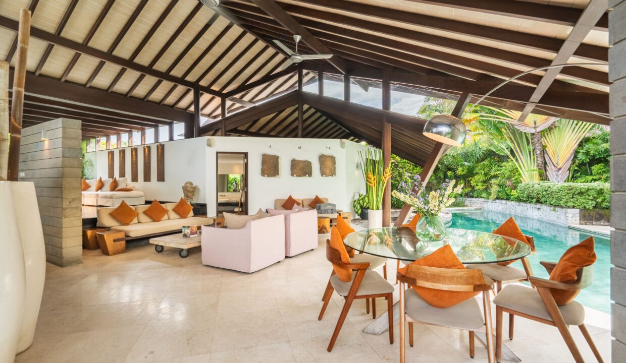 Stunning Designer Villa in Seminyak’s Most Exclusive Gated Estate (4)