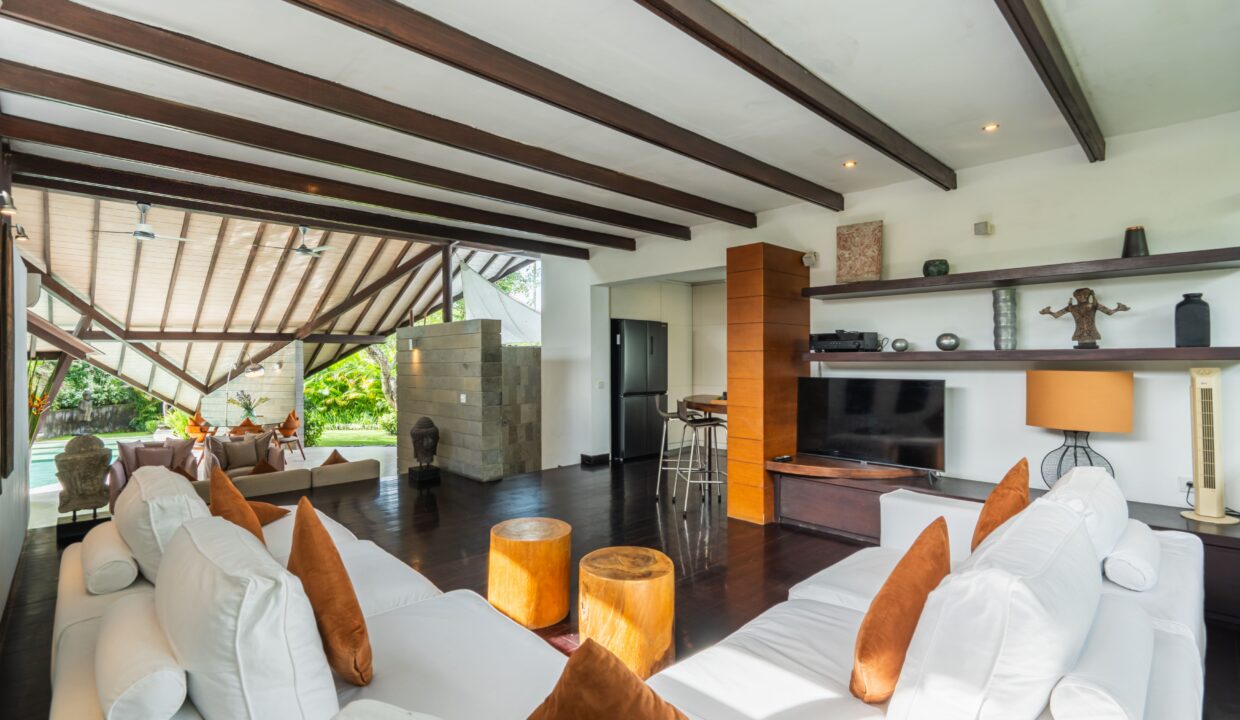Stunning Designer Villa in Seminyak’s Most Exclusive Gated Estate (8)