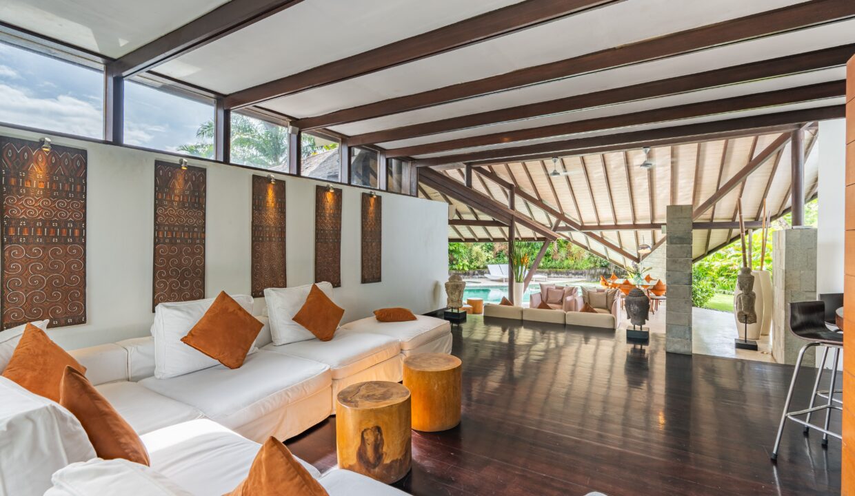 Stunning Designer Villa in Seminyak’s Most Exclusive Gated Estate (9)