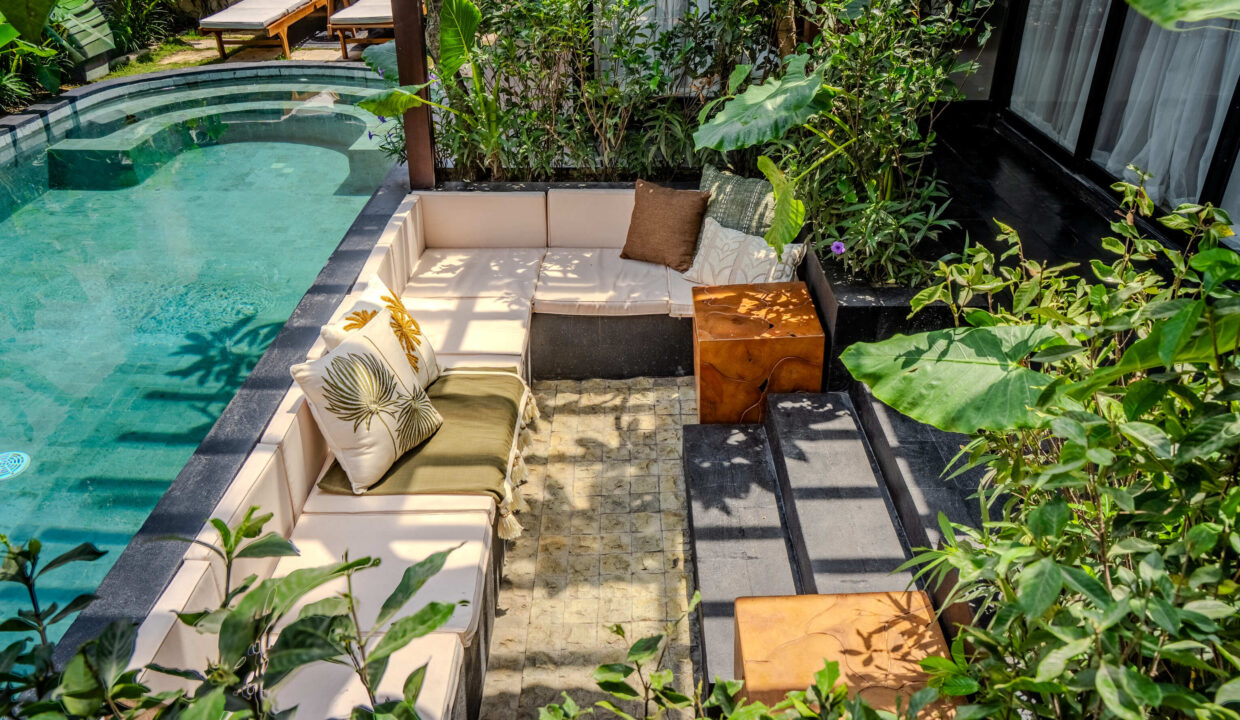 Elegant 2-Bedroom Villa in the Heart of Canggu – Where Balinese Charm Meets Modern Comfort (4)