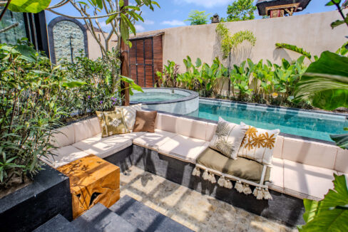 Elegant 2-Bedroom Villa in the Heart of Canggu – Where Balinese Charm Meets Modern Comfort (6)