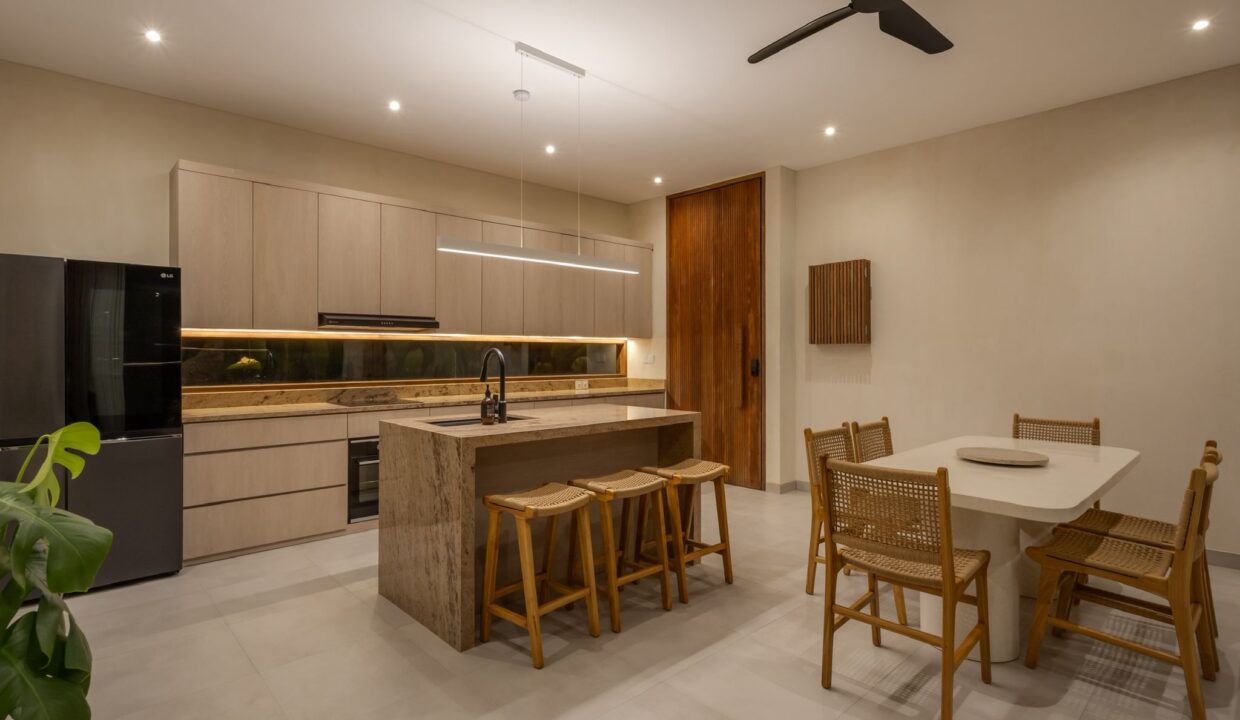 Modern 2 Bedroom Villas with Ocean Views in Bingin Hills (11)