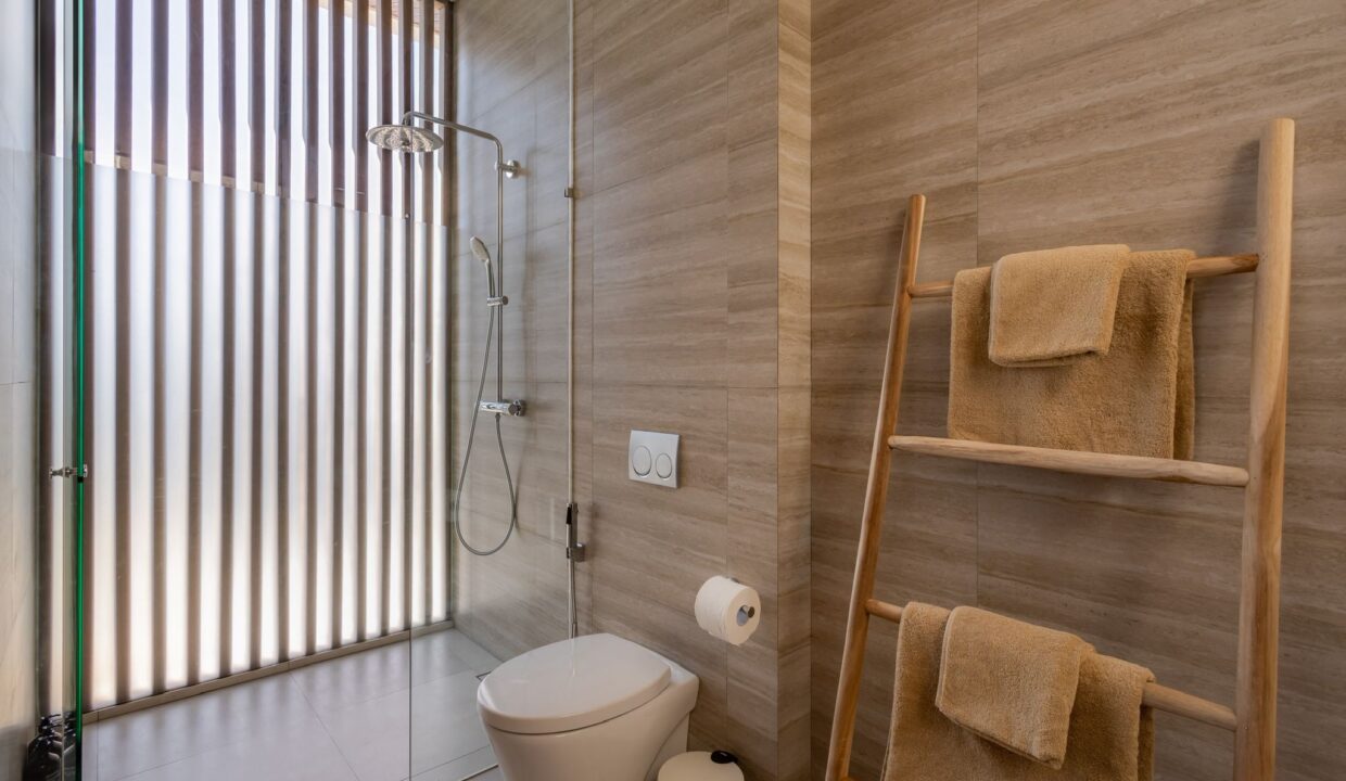 Modern 2 Bedroom Villas with Ocean Views in Bingin Hills (17)