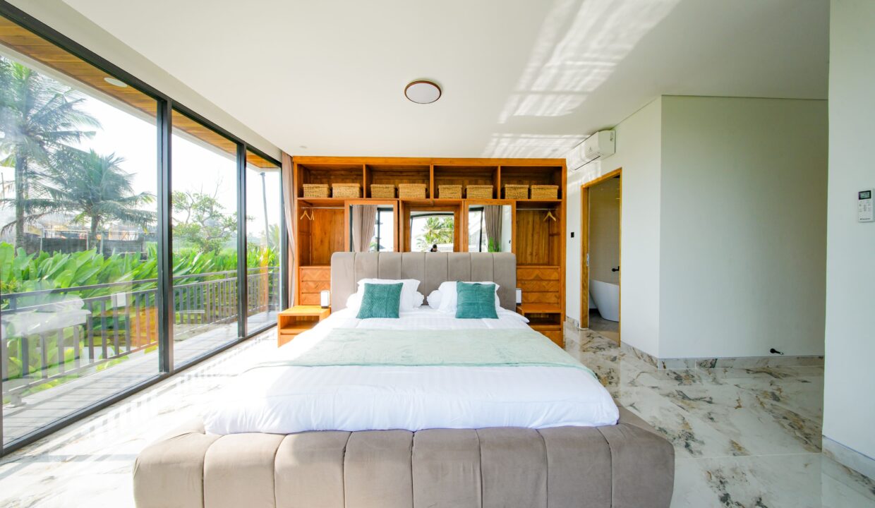 Modern 5-Bedroom Tropical Villa in Ubud – A Serene Luxury Retreat with Strong Investment Potential (11)