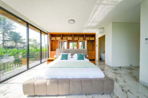 Modern 5-Bedroom Tropical Villa in Ubud – A Serene Luxury Retreat with Strong Investment Potential (11)