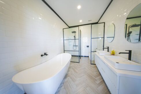 Modern 5-Bedroom Tropical Villa in Ubud – A Serene Luxury Retreat with Strong Investment Potential (14)