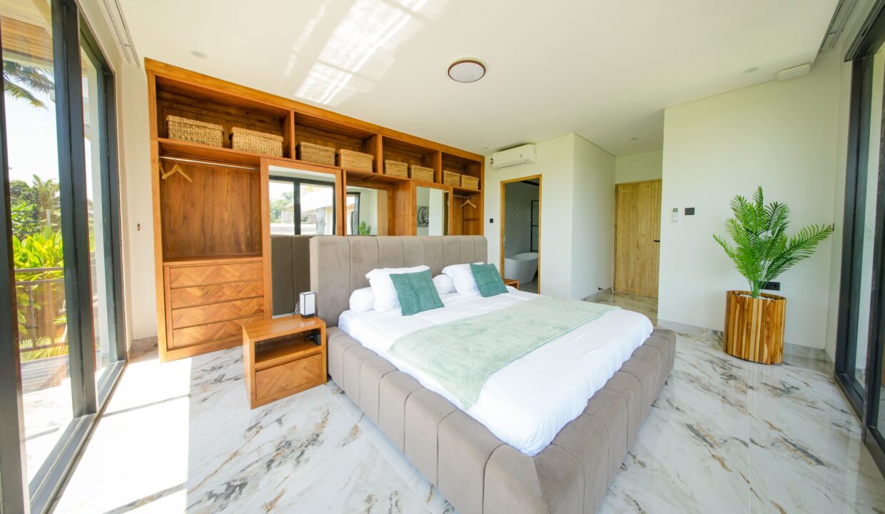Modern 5-Bedroom Tropical Villa in Ubud – A Serene Luxury Retreat with Strong Investment Potential (17)