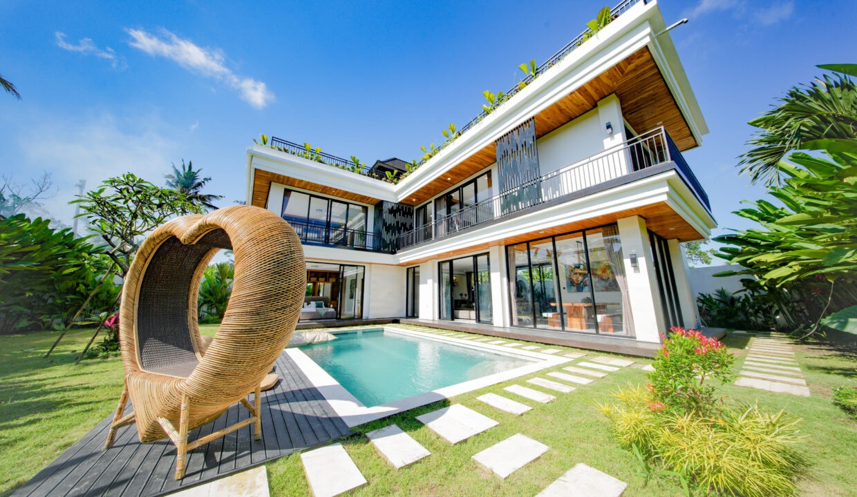 Modern 5-Bedroom Tropical Villa in Ubud – A Serene Luxury Retreat with Strong Investment Potential (2)