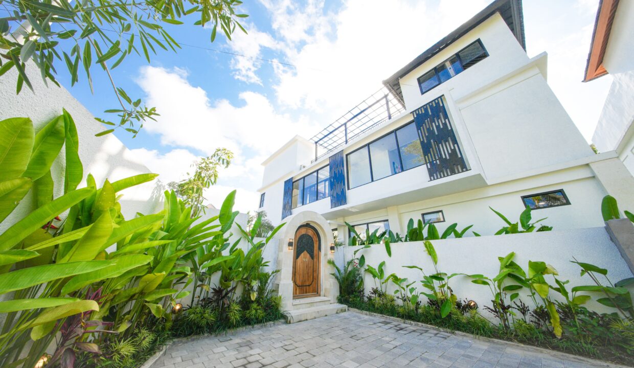 Modern 5-Bedroom Tropical Villa in Ubud – A Serene Luxury Retreat with Strong Investment Potential (25)