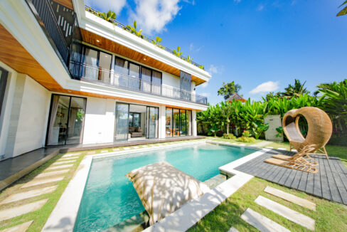 Modern 5-Bedroom Tropical Villa in Ubud – A Serene Luxury Retreat with Strong Investment Potential (3)
