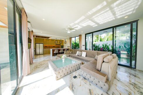 Modern 5-Bedroom Tropical Villa in Ubud – A Serene Luxury Retreat with Strong Investment Potential (4)