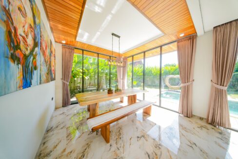 Modern 5-Bedroom Tropical Villa in Ubud – A Serene Luxury Retreat with Strong Investment Potential (5)