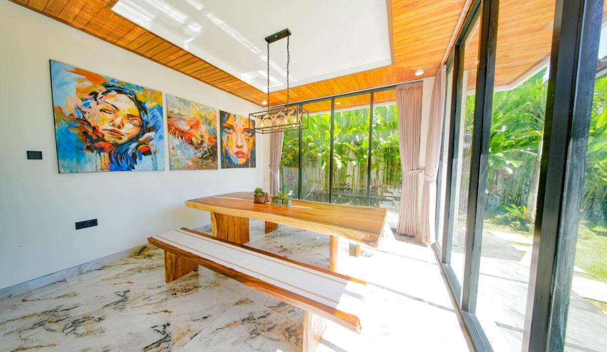 Modern 5-Bedroom Tropical Villa in Ubud – A Serene Luxury Retreat with Strong Investment Potential (8)