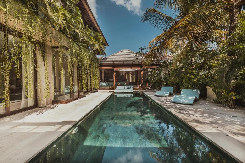 Luxury Villa in Berawa Canggu That mixes modern and sustainable living in Bali