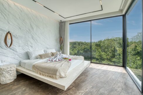 Discover a Brand-New 3-Bedroom Villa in Near Pandawa Beach (11)