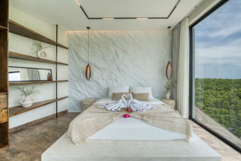 Discover a Brand-New 3-Bedroom Villa in Near Pandawa Beach (12)
