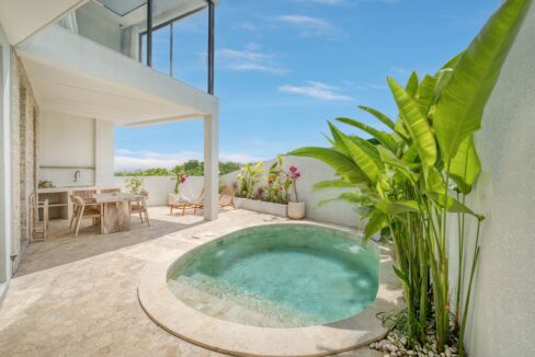 Discover a Brand-New 3-Bedroom Villa in Near Pandawa Beach (2)
