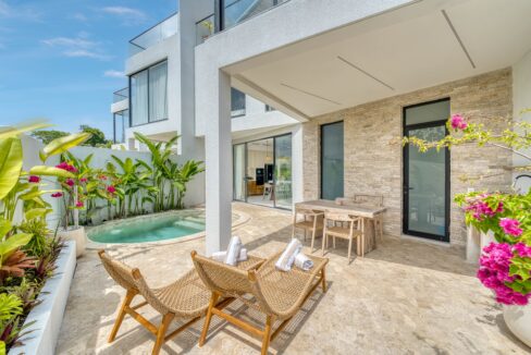 Discover a Brand-New 3-Bedroom Villa in Near Pandawa Beach (24)