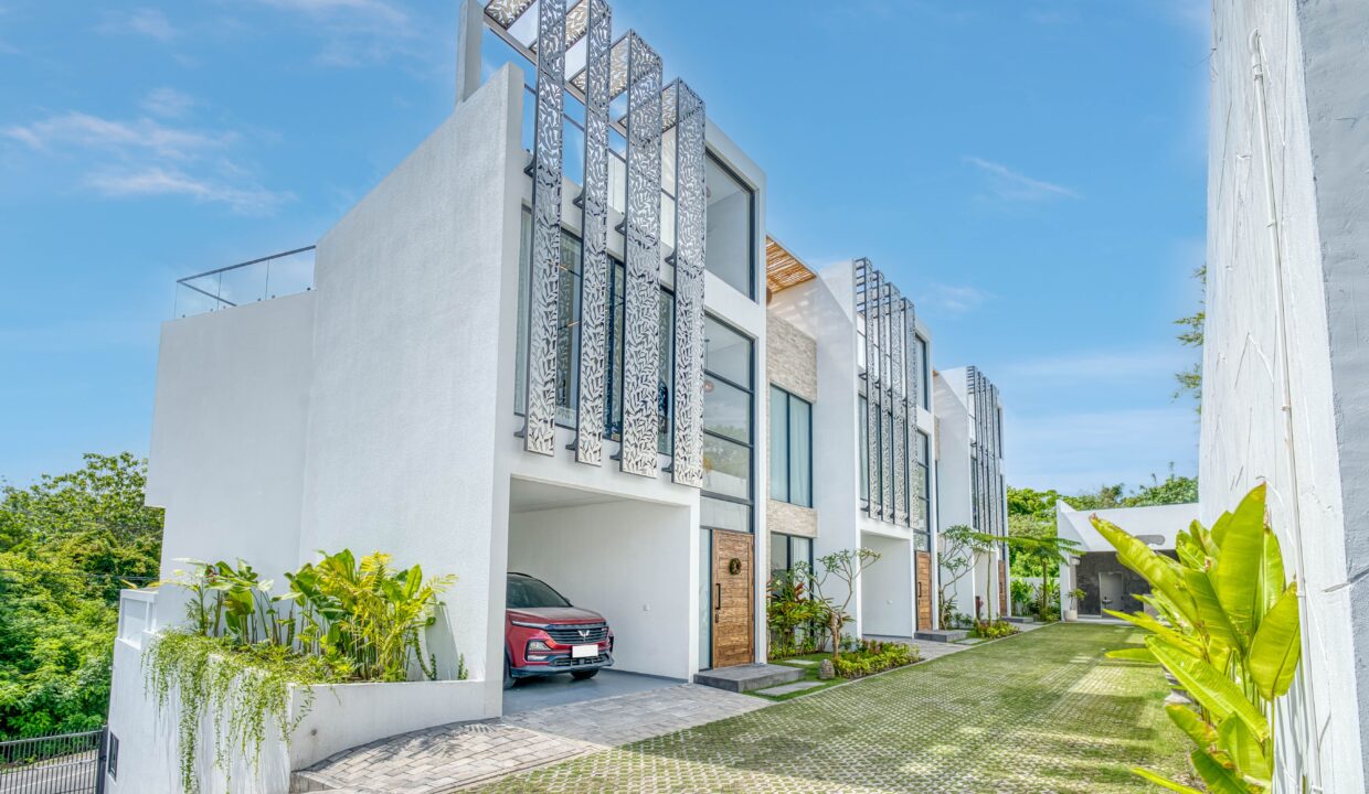 Discover a Brand-New 3-Bedroom Villa in Near Pandawa Beach (25)