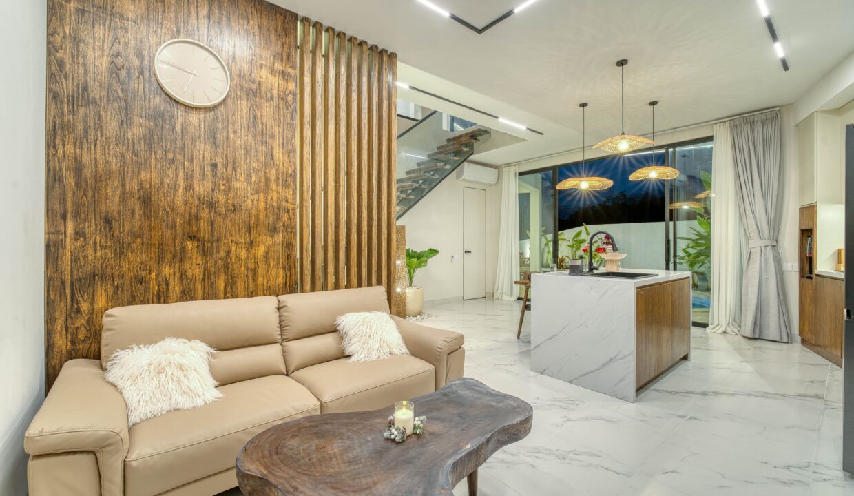 Discover a Brand-New 3-Bedroom Villa in Near Pandawa Beach (8)
