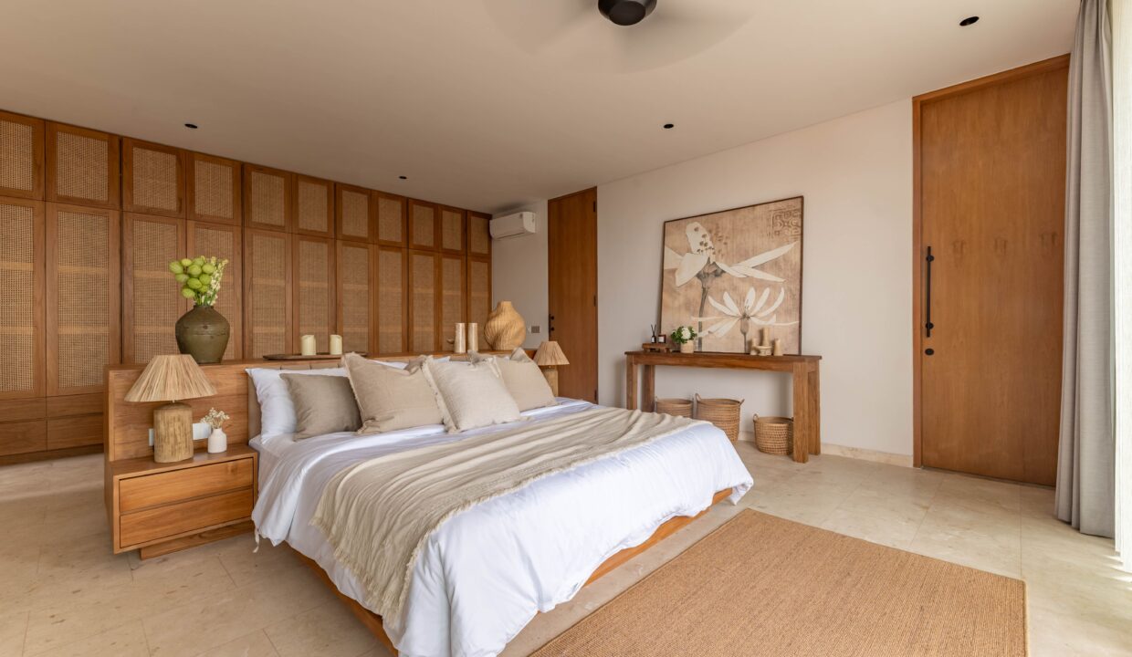 Modern Tropical Family Villa in Babakan, Canggu (13)