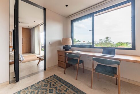Modern Tropical Family Villa in Babakan, Canggu (17)
