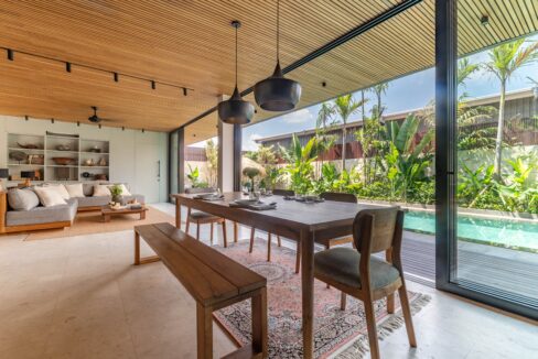 Modern Tropical Family Villa in Babakan, Canggu (3)