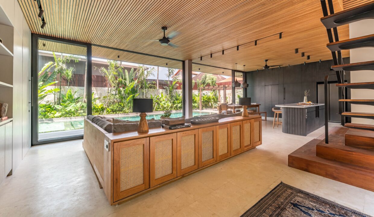 Modern Tropical Family Villa in Babakan, Canggu (7)