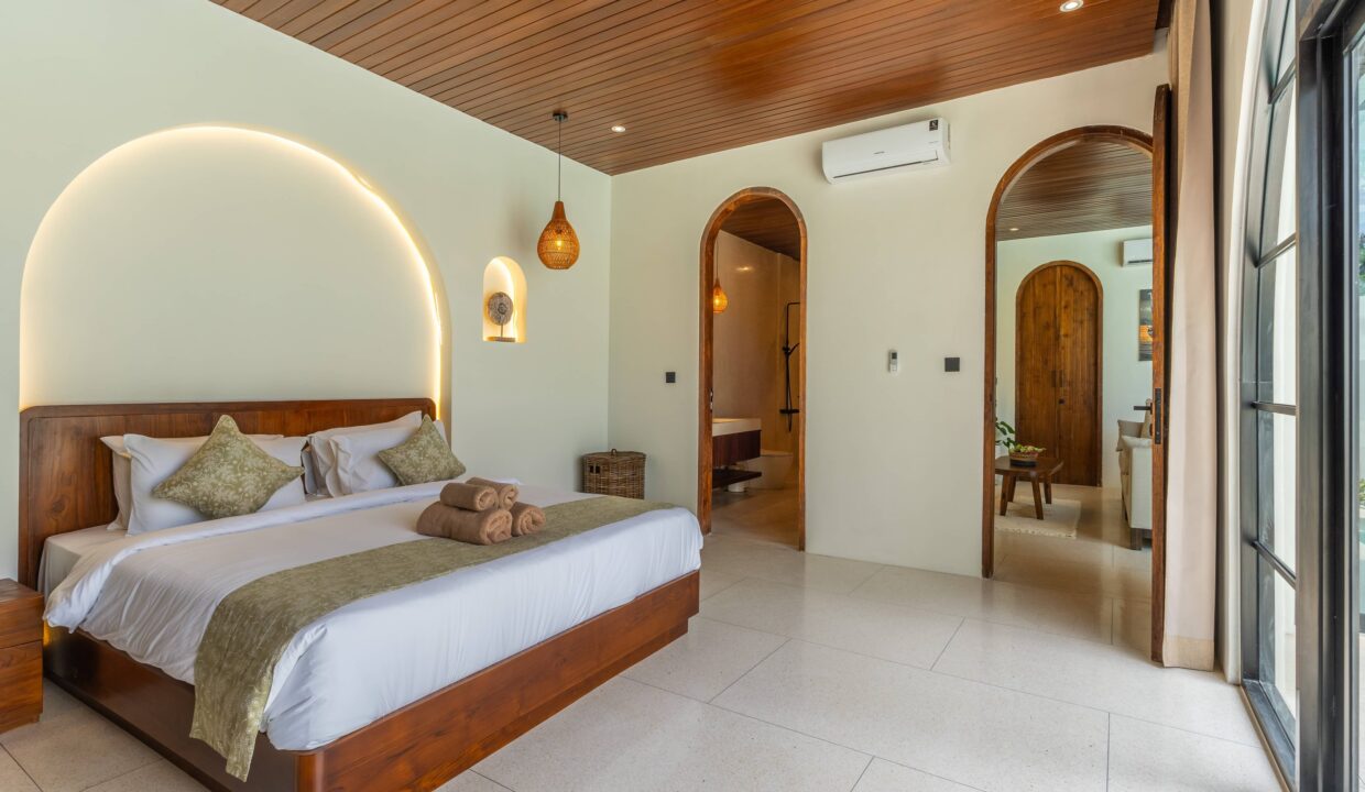 3 Bedroom Mediterranean-Style Villa with Rooftop in Seminyak (14)