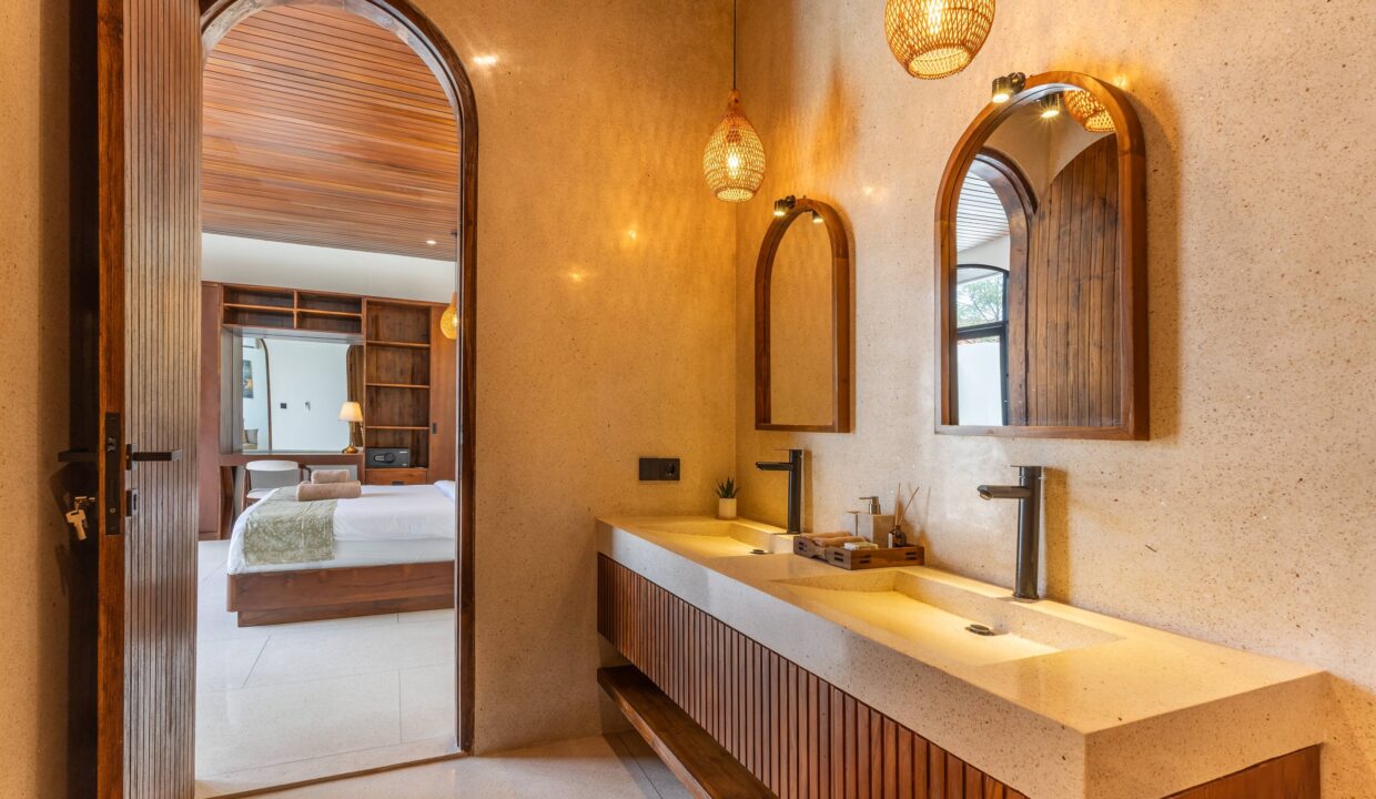 3 Bedroom Mediterranean-Style Villa with Rooftop in Seminyak (20)