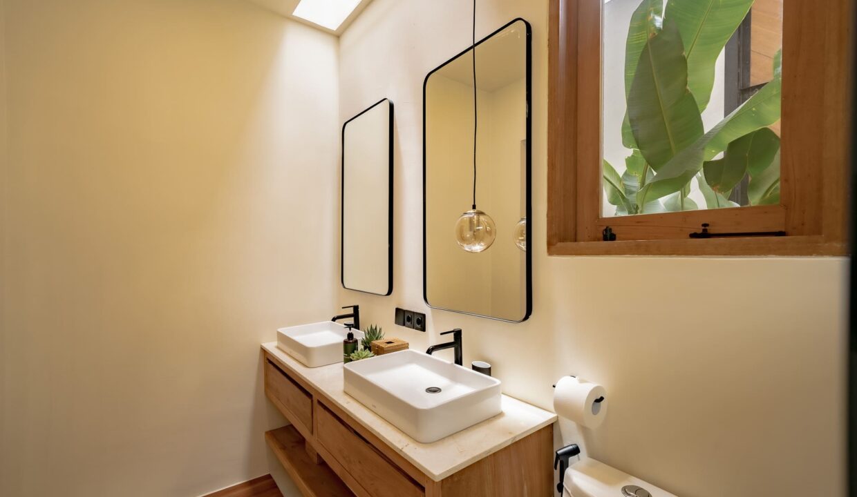 Brand New 2-Bedroom Bright & Airy Villa in Balangan – Perfect for Investment or Family Living (15)