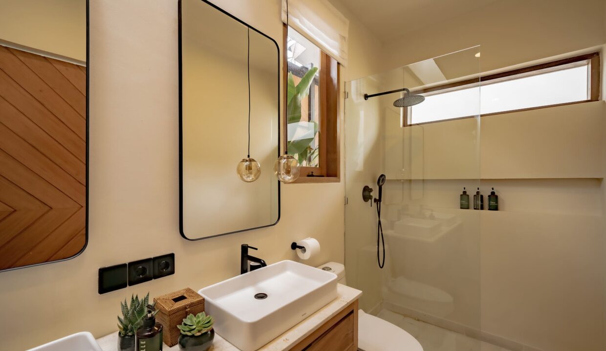 Brand New 2-Bedroom Bright & Airy Villa in Balangan – Perfect for Investment or Family Living (16)
