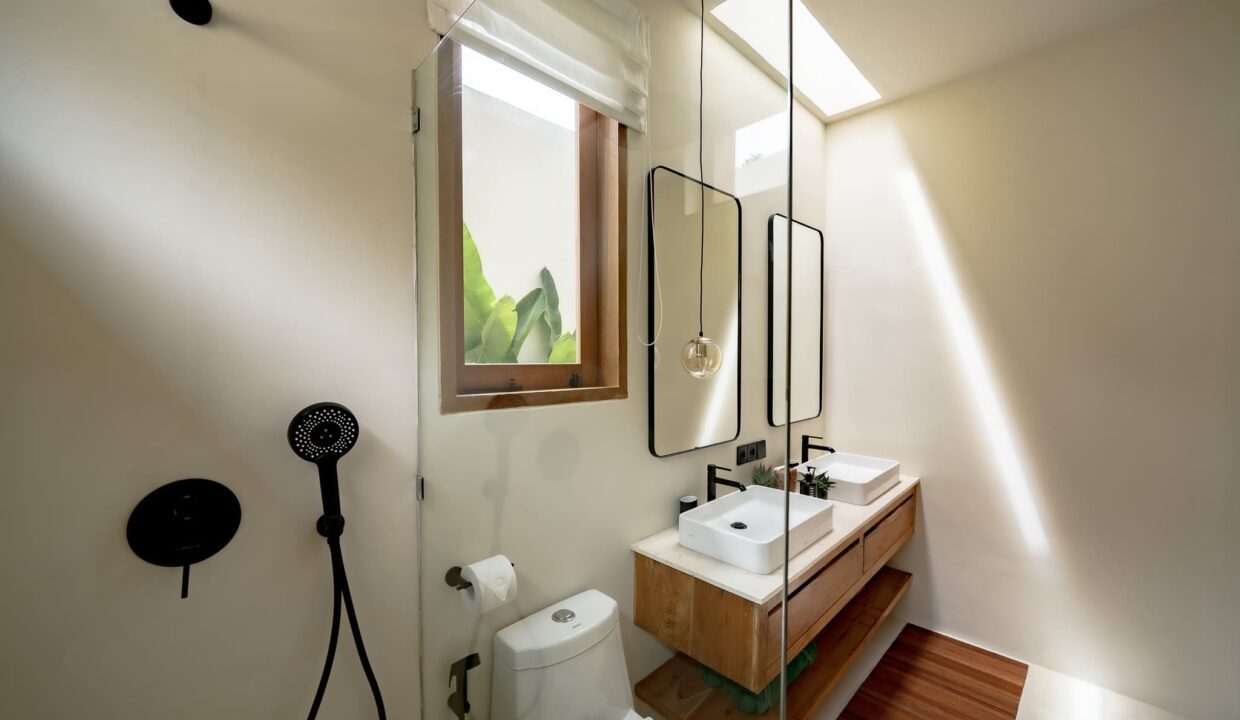 Brand New 2-Bedroom Bright & Airy Villa in Balangan – Perfect for Investment or Family Living (19)