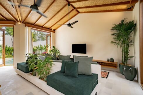 Brand New 2-Bedroom Bright & Airy Villa in Balangan – Perfect for Investment or Family Living (8)