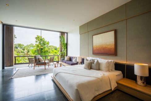 Luxurious Modern 4-Bedroom Villa with Exceptional Build Quality (18)