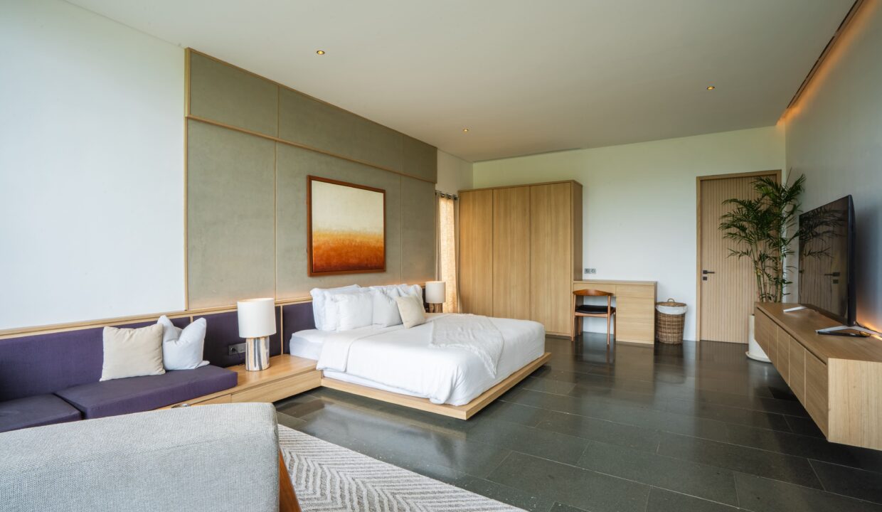 Luxurious Modern 4-Bedroom Villa with Exceptional Build Quality (19)