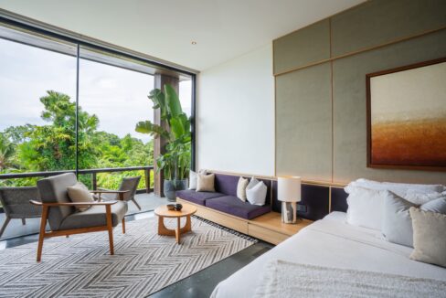 Luxurious Modern 4-Bedroom Villa with Exceptional Build Quality (21)