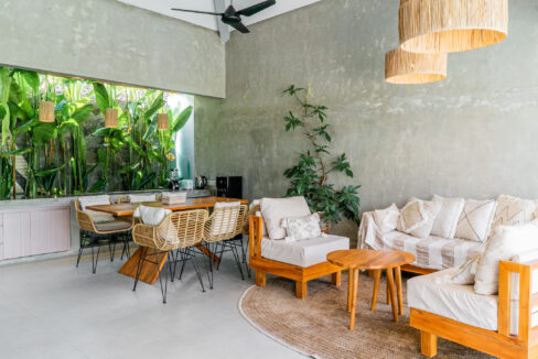 Modern Tropical 2-Bedroom Villa for Sale in Kerobokan – Ideal for Investment & Family Living (5)
