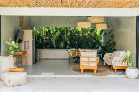 Modern Tropical 2-Bedroom Villa for Sale in Kerobokan – Ideal for Investment & Family Living (7)