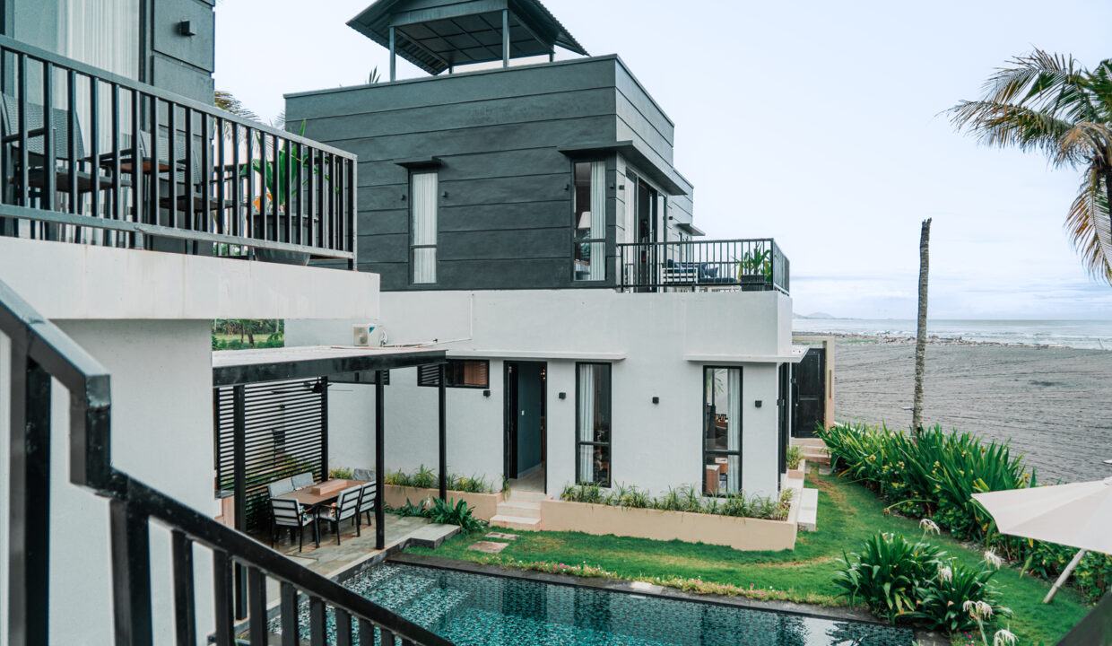 Beachfront Luxury Villa for Sale – Saba Beach, Gianyar (30)