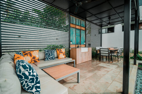 Beachfront Luxury Villa for Sale – Saba Beach, Gianyar (6)