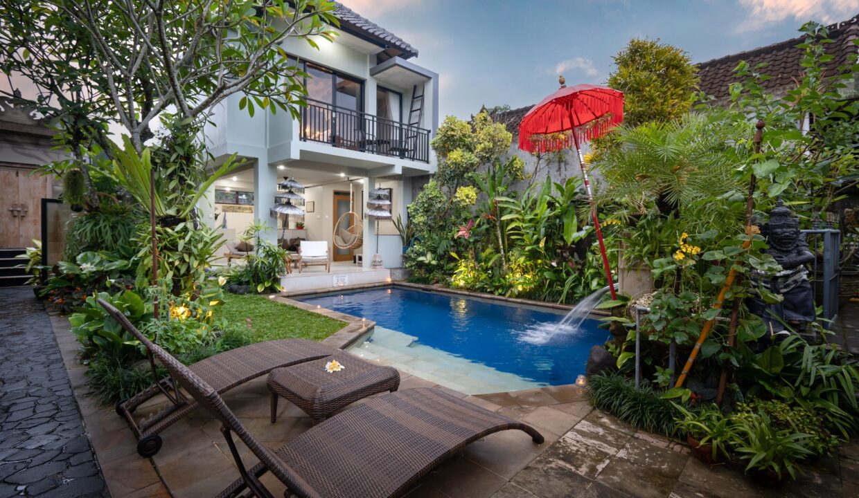 Beautiful Four Bedroom Boutique Villa in Ubud (2)