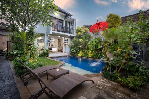 Beautiful Four Bedroom Boutique Villa in Ubud (2)
