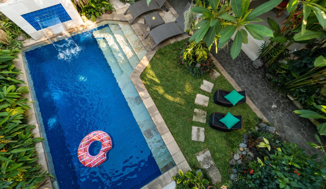 Beautiful Four Bedroom Boutique Villa in Ubud (3)