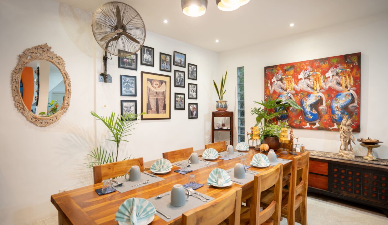 Beautiful Four Bedroom Boutique Villa in Ubud (5)