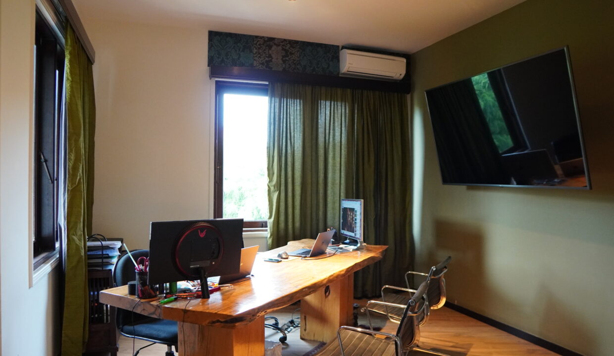 Exclusive 4 Bedroom Freehold Villa with Japanese Inspired (17)