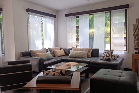 Exclusive 4 Bedroom Freehold Villa with Japanese Inspired (2)