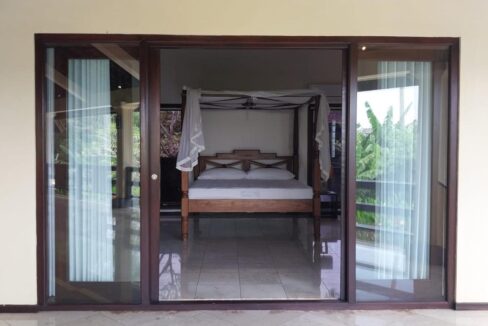 Luxury 5-Bedroom Villa for Rent in Pererenan with Panoramic Rice Field Views (7)