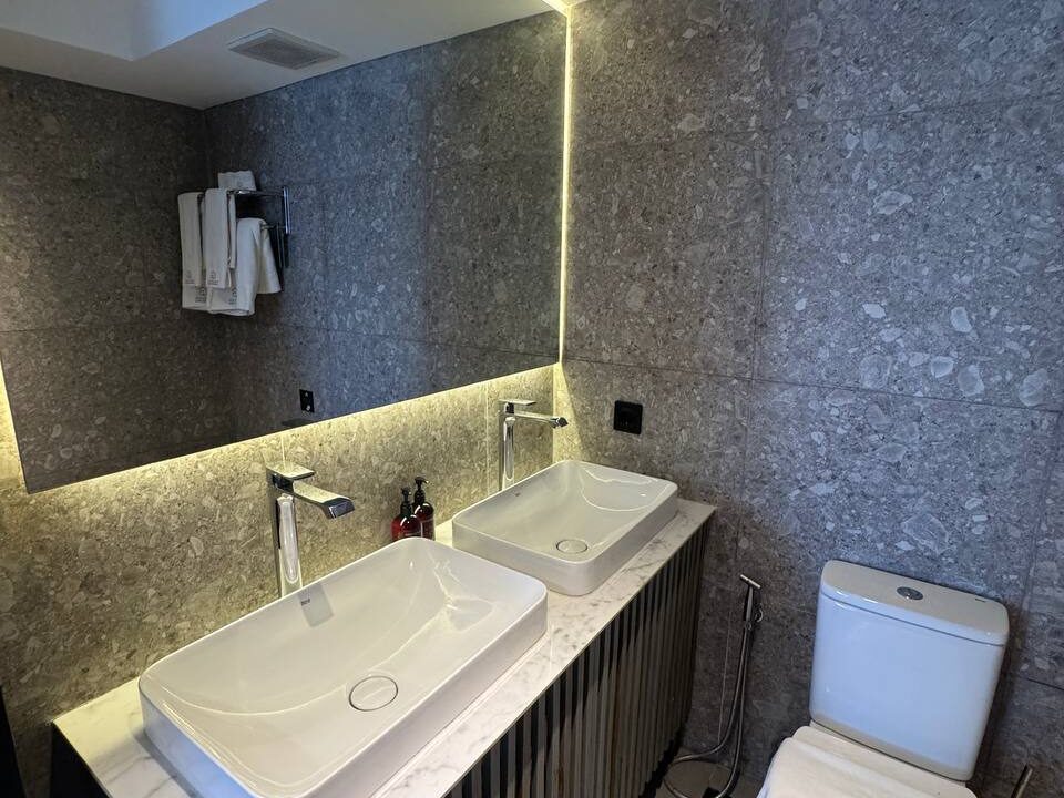 Modern 3-Bedroom Villa for Sale in Umalas – Located in Exclusive Villa Complex (14)