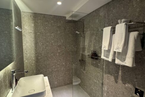Modern 3-Bedroom Villa for Sale in Umalas – Located in Exclusive Villa Complex (15)